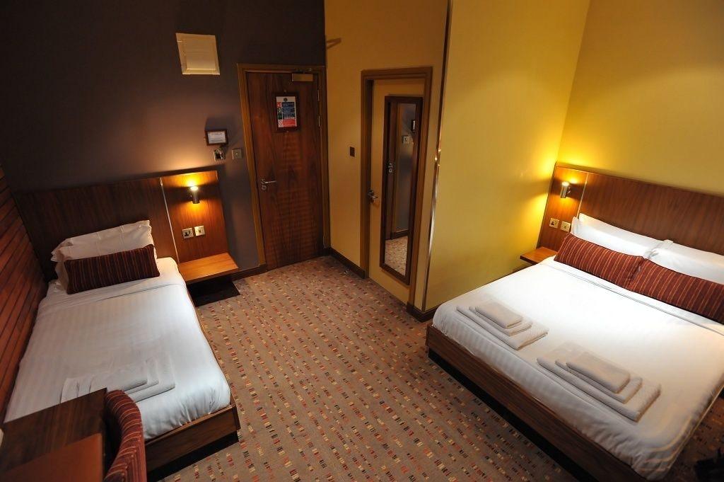 The Commercial Hotel Wishaw  Dış mekan fotoğraf